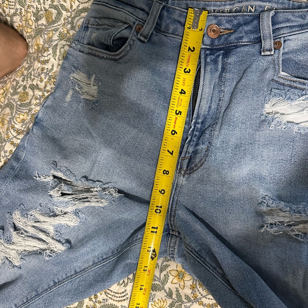 American Eagle Outfitters Light Blue Distressed Boyfriend Jeans - Picture 7 of 7